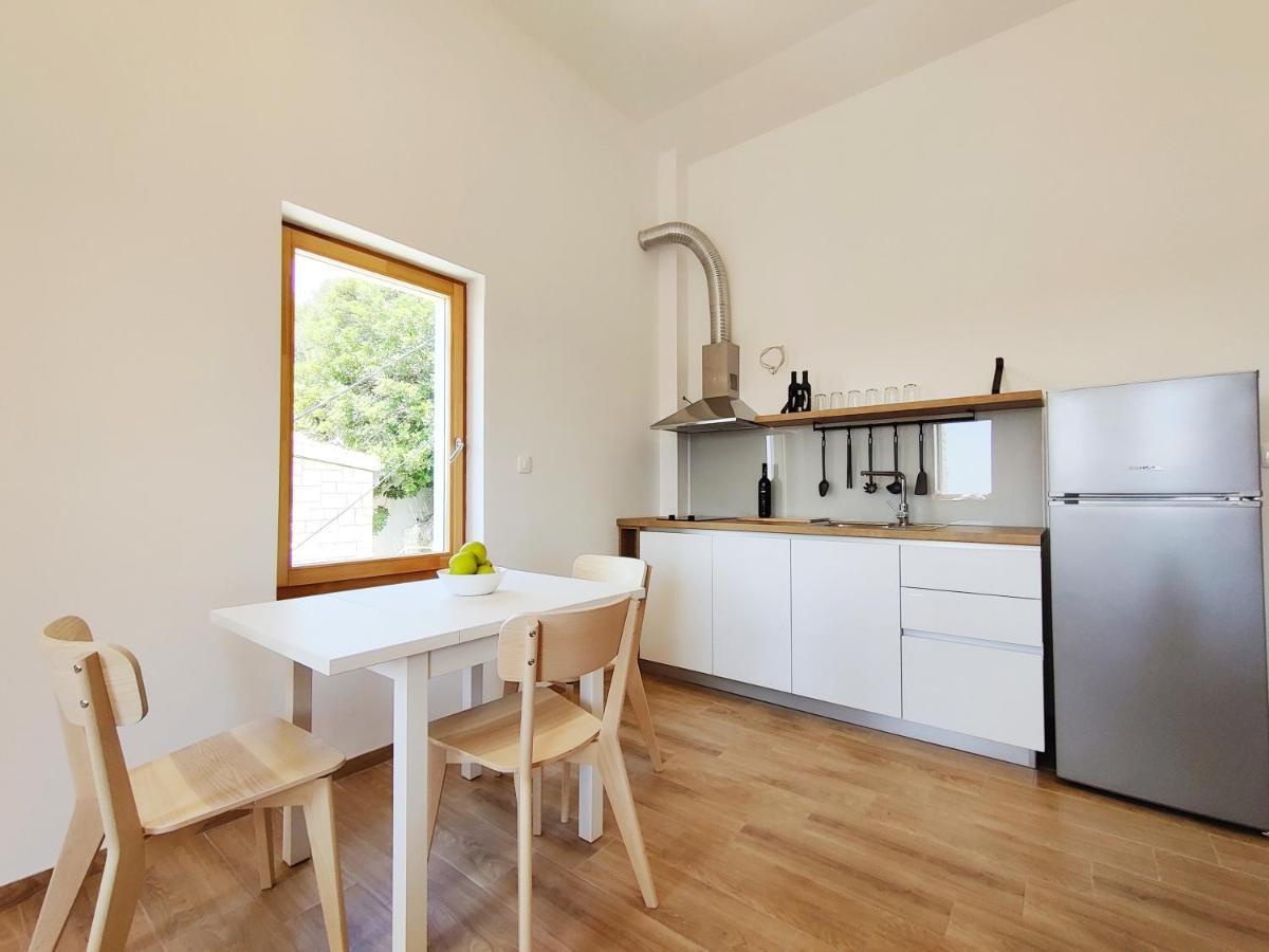 Brand New Apt W Balcony & Perfect Seaview At Center Hvar Town Eksteriør bilde