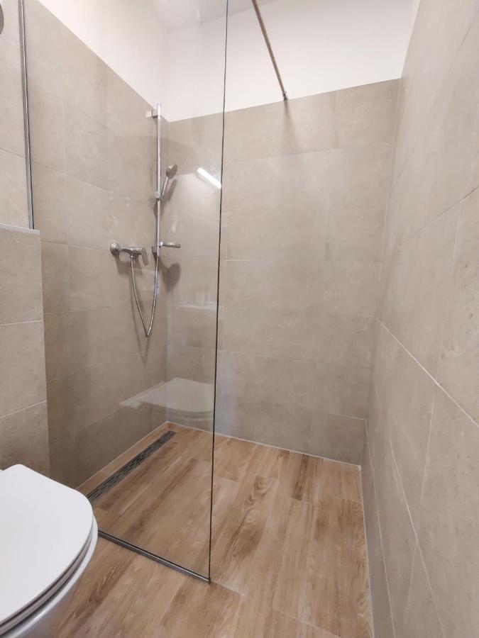 Brand New Apt W Balcony & Perfect Seaview At Center Hvar Town Eksteriør bilde