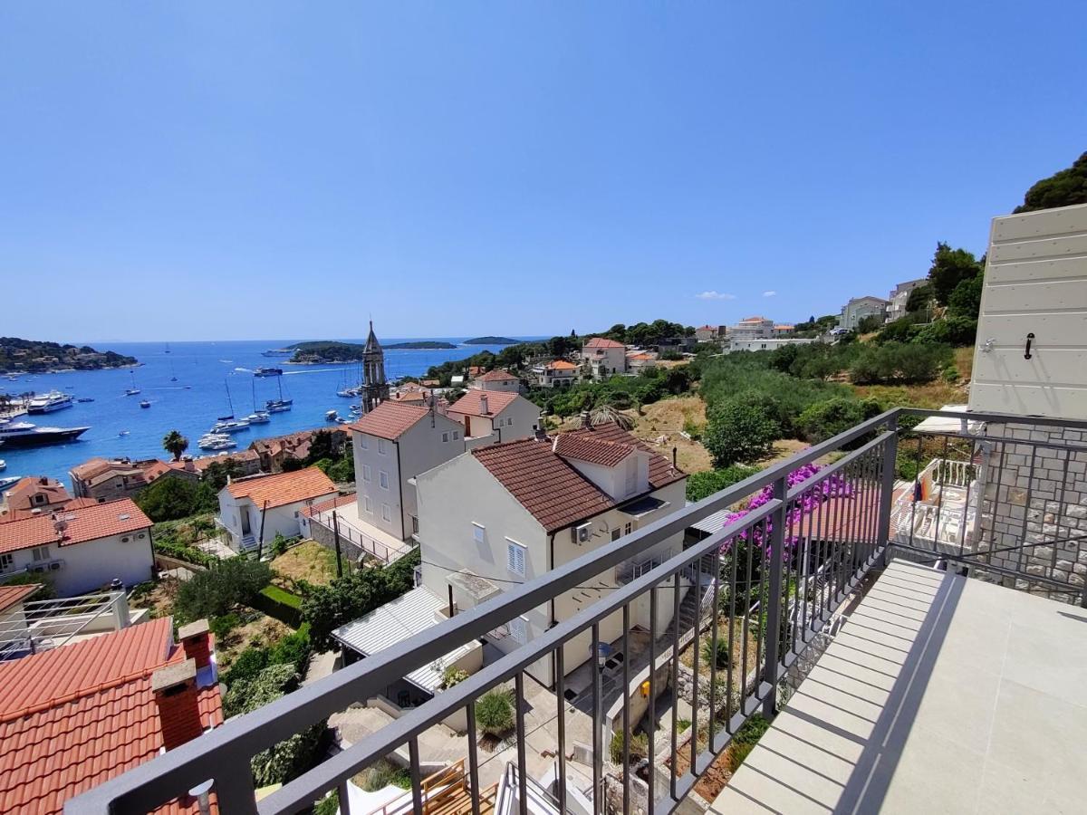 Brand New Apt W Balcony & Perfect Seaview At Center Hvar Town Eksteriør bilde
