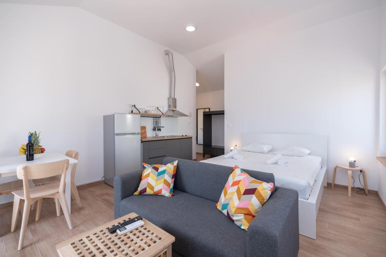 Brand New Apt W Balcony & Perfect Seaview At Center Hvar Town Eksteriør bilde