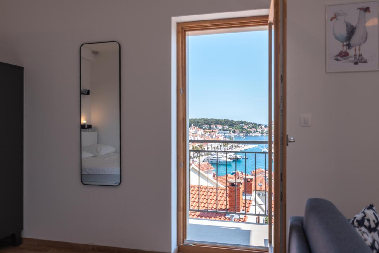 Brand New Apt W Balcony & Perfect Seaview At Center Hvar Town Eksteriør bilde