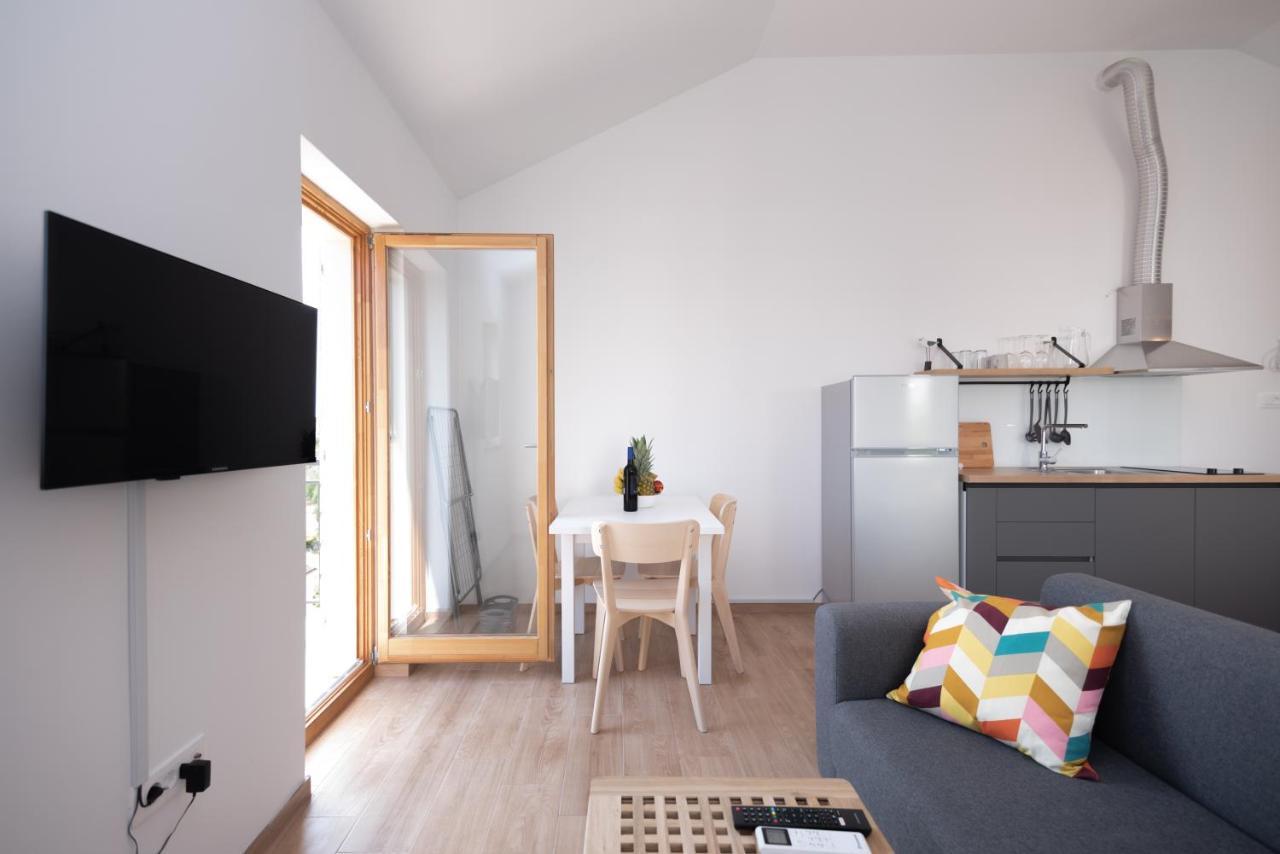Brand New Apt W Balcony & Perfect Seaview At Center Hvar Town Eksteriør bilde