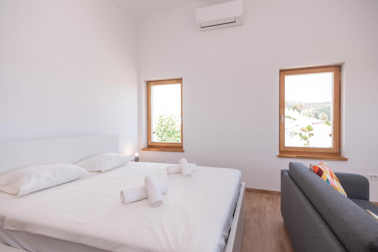 Brand New Apt W Balcony & Perfect Seaview At Center Hvar Town Eksteriør bilde